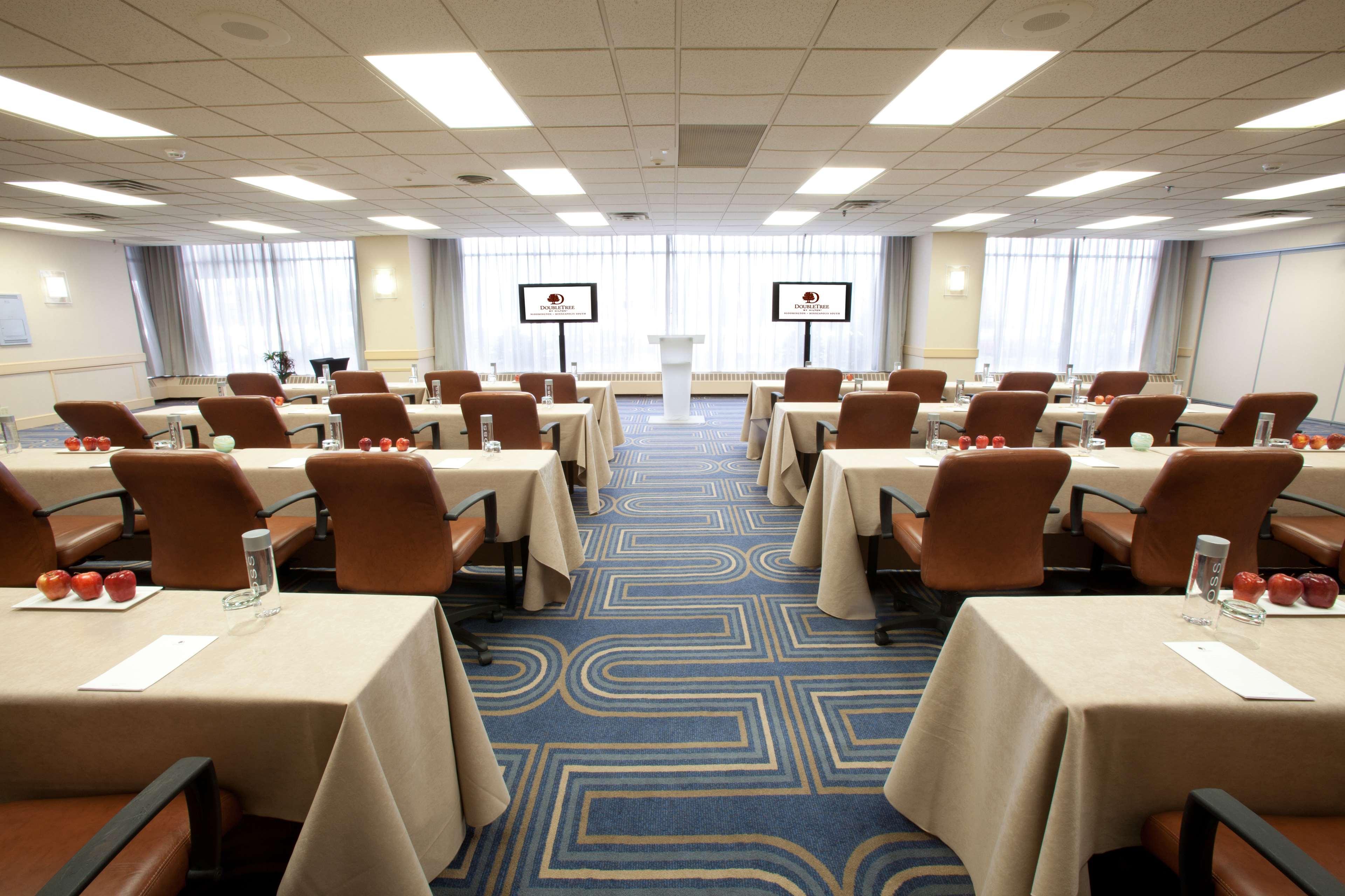 Doubletree By Hilton Bloomington Minneapolis South Exterior foto